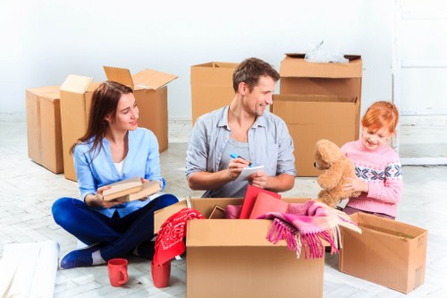 Professional moving van for apartment access and loading in Millwall